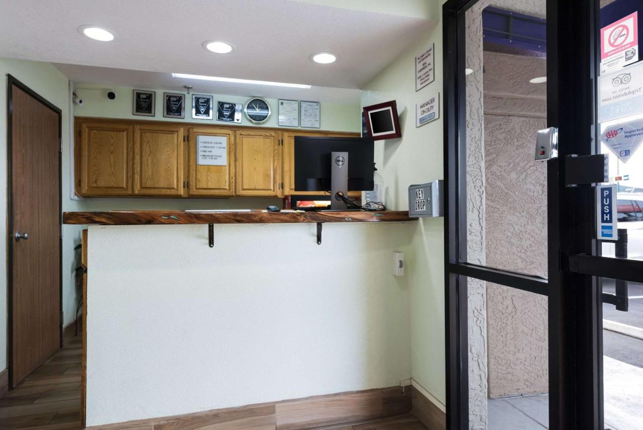 Econo Lodge Inn & Suites Williams - Grand Canyon Area מראה חיצוני תמונה